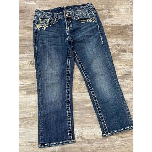 Vigoss New York Capri Jeans Rhinestone Embellished Women’s Juniors size 1/2 - Picture 1 of 6